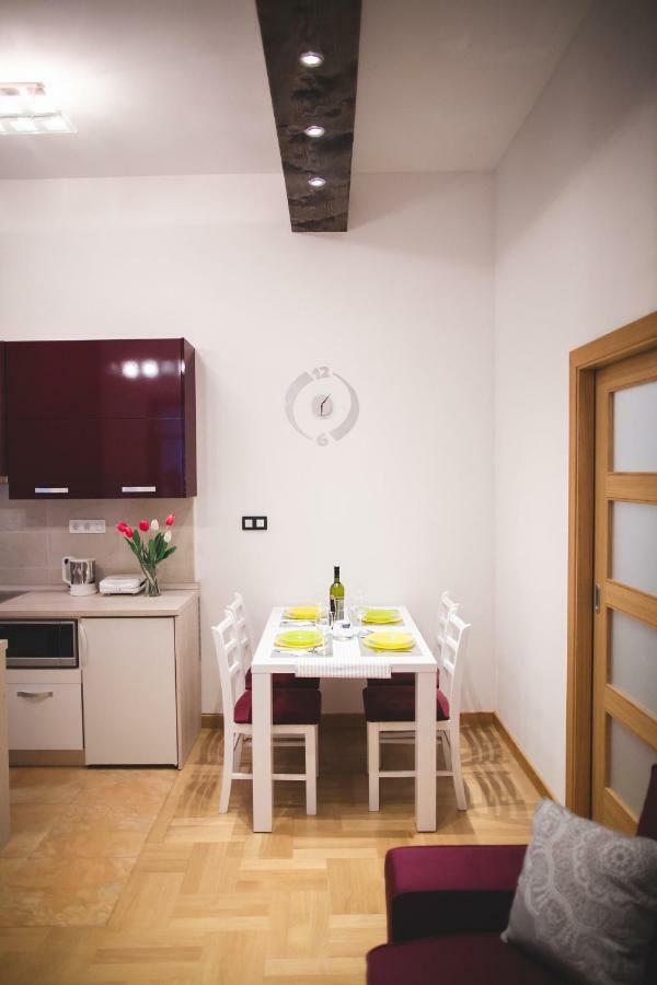 Clyra Apartment City Centar Zagreb Exterior foto